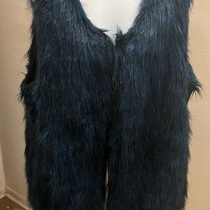 Faux Fur Vest in Dark Blue